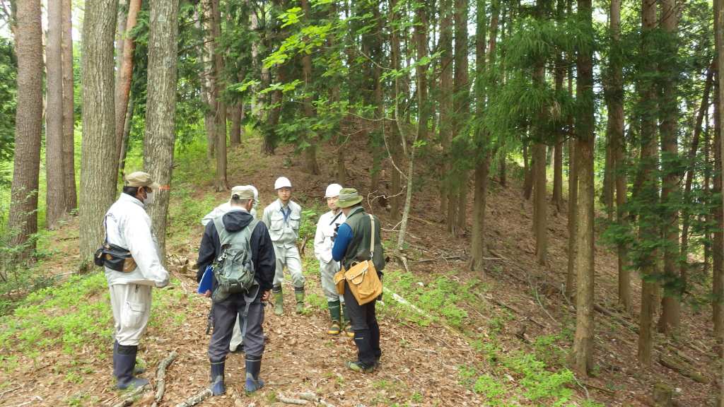 諏訪市有賀区の中小河川を合同現地調査